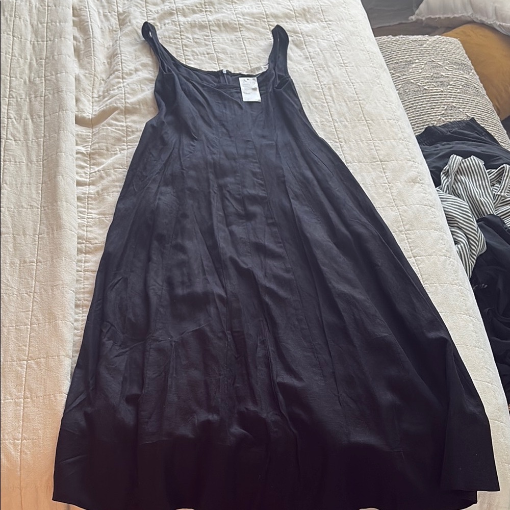 NWOT Astr the label Elegant Black Dress